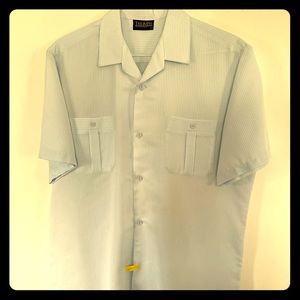 Triumph of California baby blue s/s button down